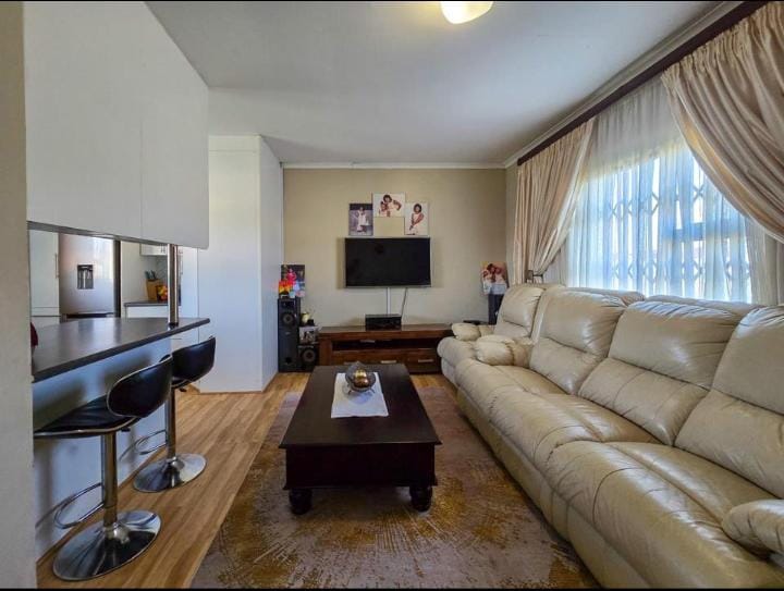 3 Bedroom Property for Sale in Amalinda Eastern Cape